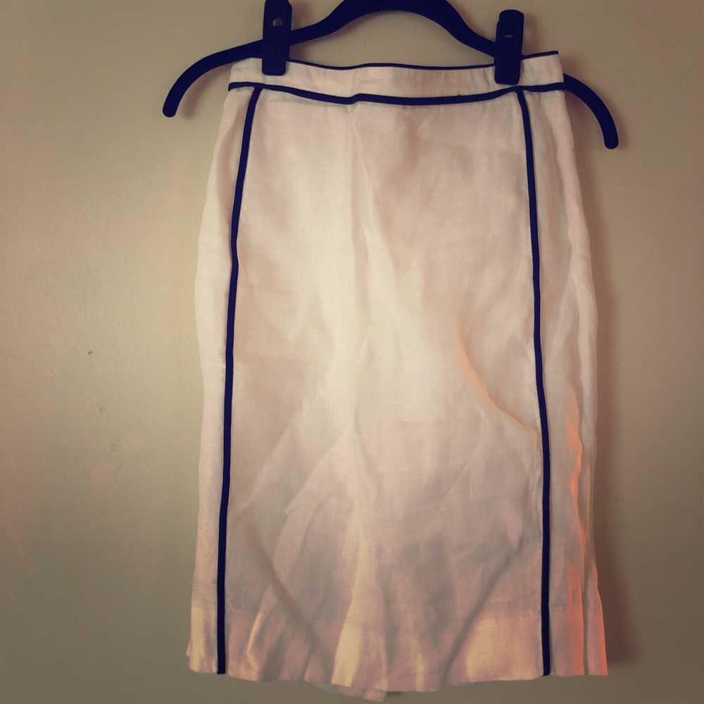 WHITE LINEN SKIRT